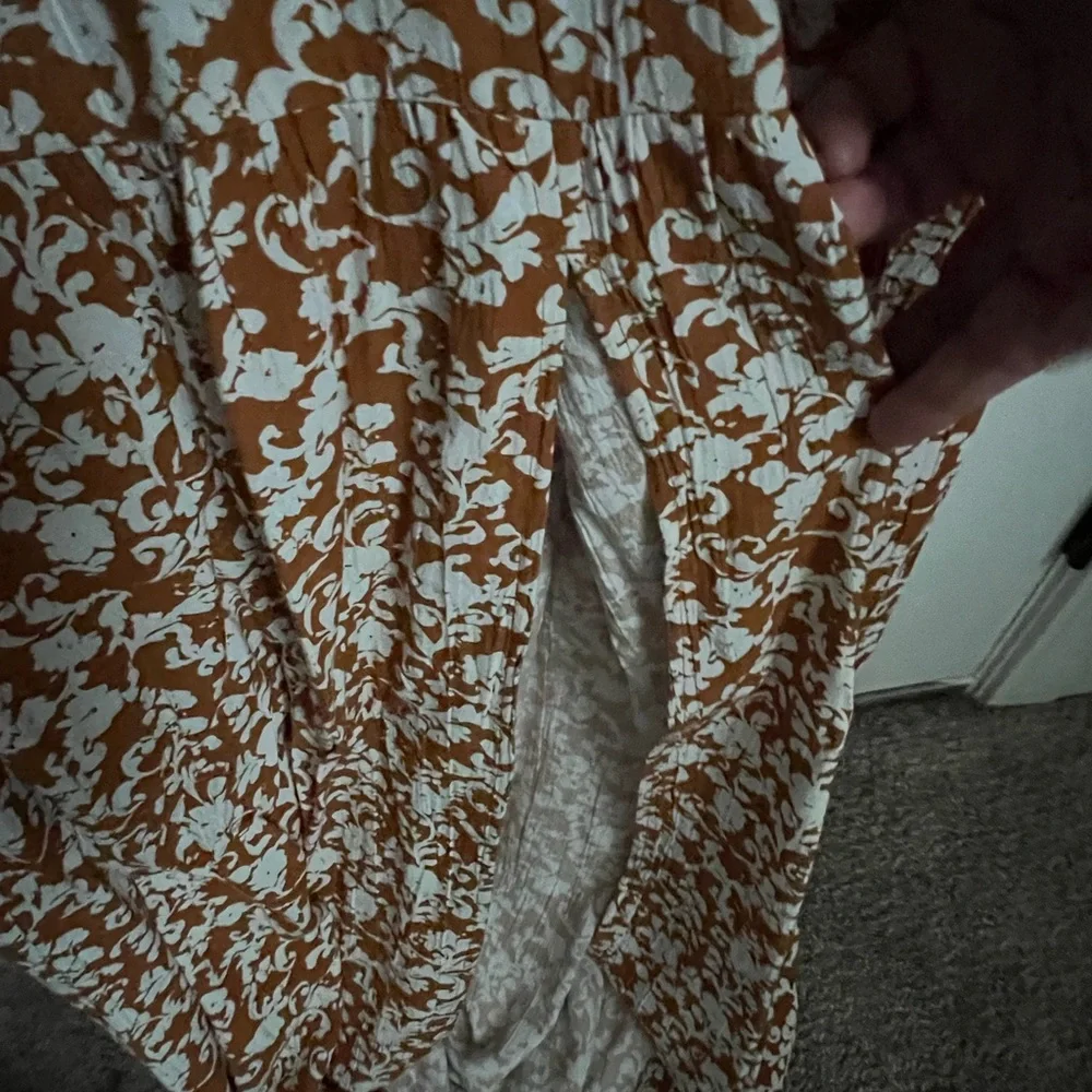 Wonderly Terracotta and White Floral Dress - Picture 4 of 6
